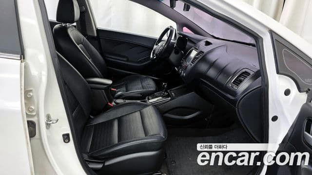 Kia The / новый New K3 Style, 2018 11