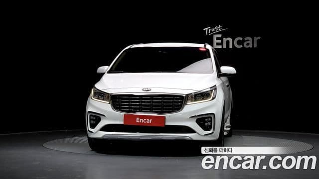 Kia The / новый New Carnival VIP, 2019 3