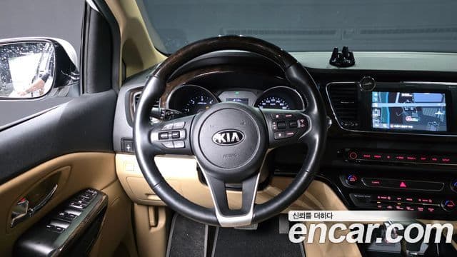 Kia The / новый New Carnival VIP, 2019 13