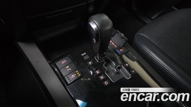 Kia Mohave 4WD KV300, 2015 9