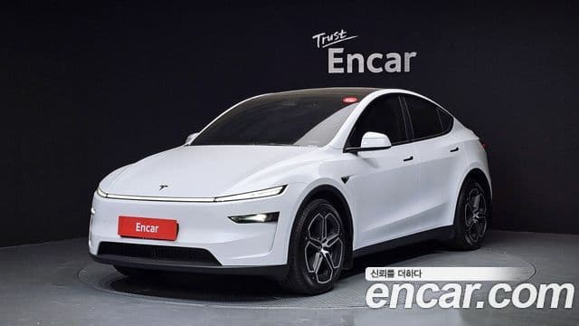 Tesla модель Y, 2025 1