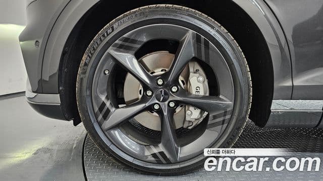 Genesis GV70, 2025 все фото