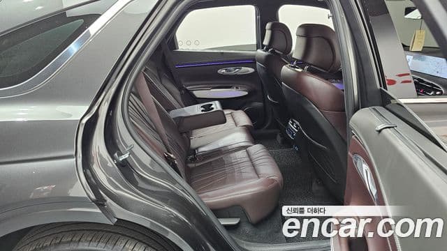 Genesis GV70, 2025 12