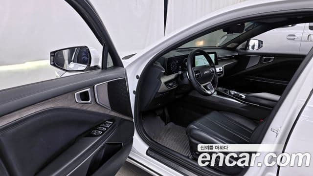 Kia K8 Trendy(таксомоторный тип), 2022 10