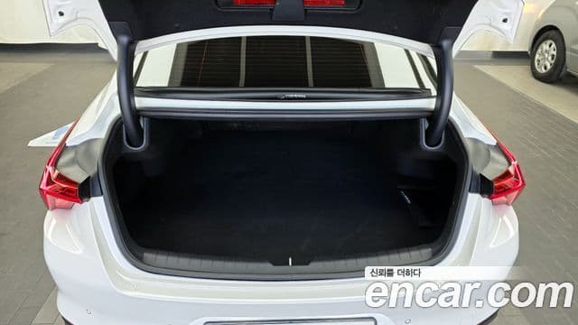 Kia K8 Trendy(таксомоторный тип), 2022 20