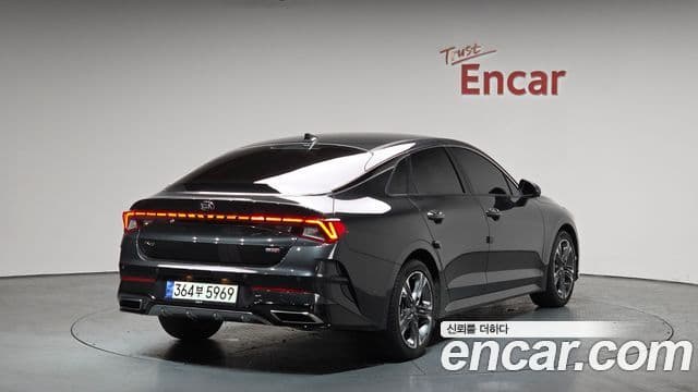 Kia K5 3세대 Signature, 2021 2