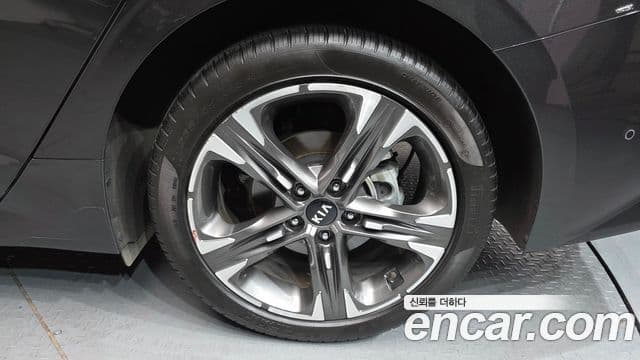 Kia K5 3세대 Signature, 2021 все фото