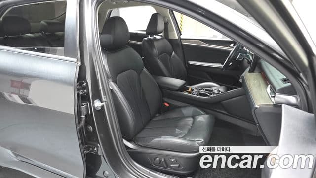 Kia K5 3세대 Signature, 2021 12