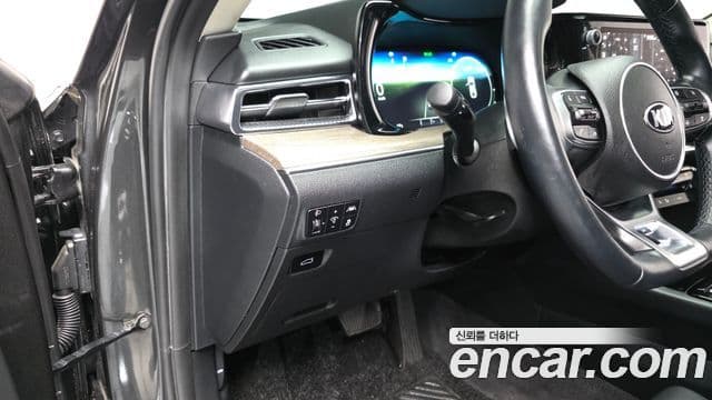 Kia K5 3세대 Signature, 2021 13