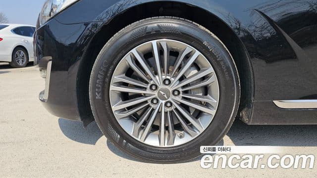 Genesis EQ900 Luxury, 2017 все фото