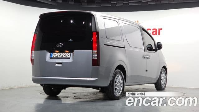 Hyundai Staria Modern, 2023 2