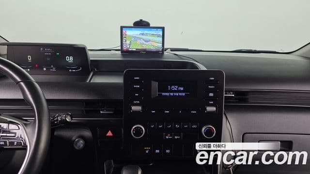 Hyundai Staria Modern, 2023 14