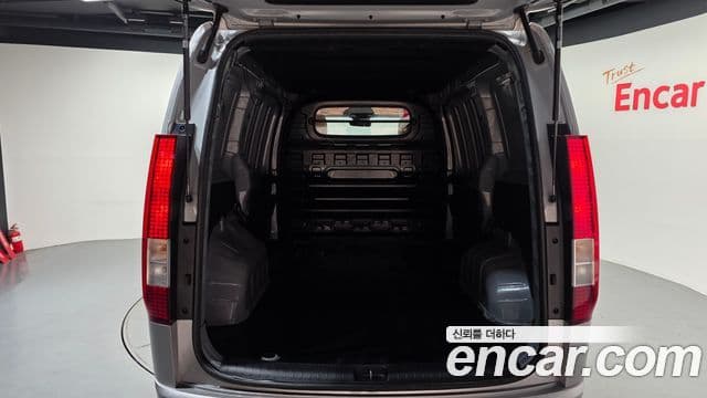 Hyundai Staria Modern, 2023 20