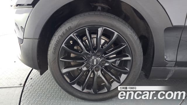 Mini Cooper 클럽맨 2세대, 2023 все фото