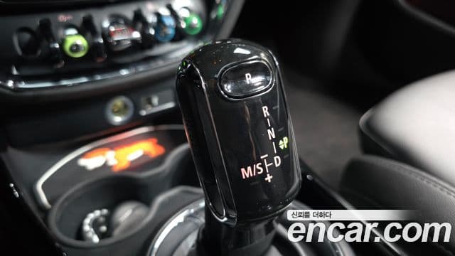 Mini Cooper 클럽맨 2세대, 2023 9