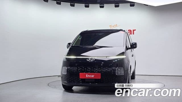 Hyundai Staria Modern, 2023 3