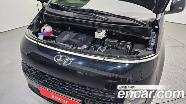 Hyundai Staria Modern, 2023 6