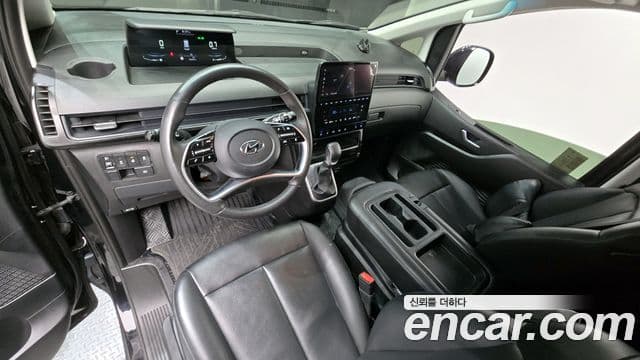 Hyundai Staria Modern, 2023 7