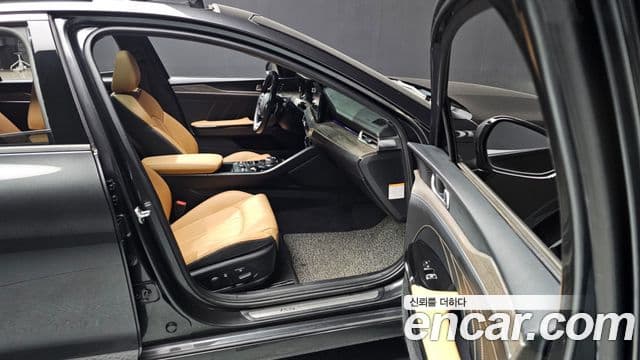 Kia K5 гибрид 3세대 Signature, 2021 12