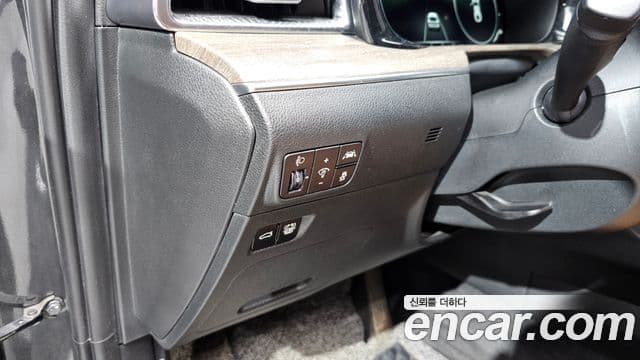 Kia K5 гибрид 3세대 Signature, 2021 17