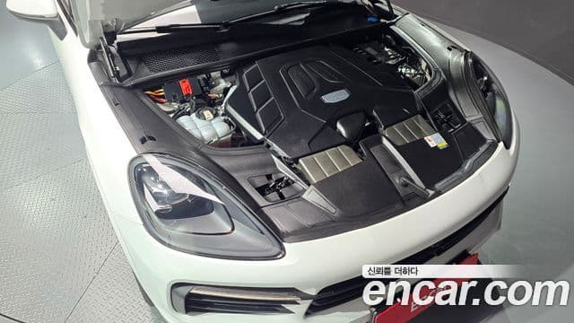 Porsche Cayenne (PO536), 2023 6