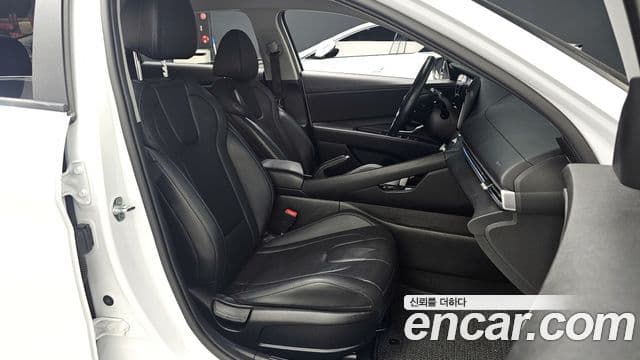 Hyundai Avante (CN7) Modern, 2021 10