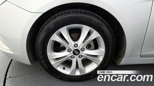 Hyundai YF Sonata люксовая версия, 2010 все фото