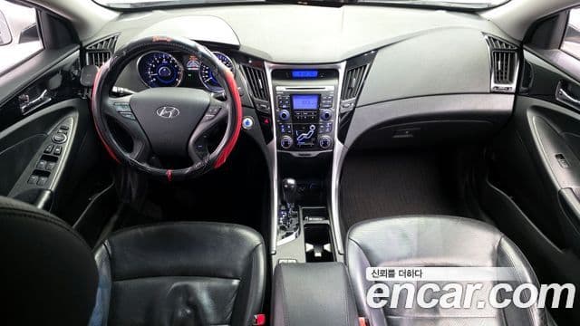 Hyundai YF Sonata люксовая версия, 2010 7