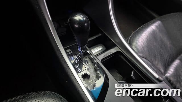 Hyundai YF Sonata люксовая версия, 2010 9