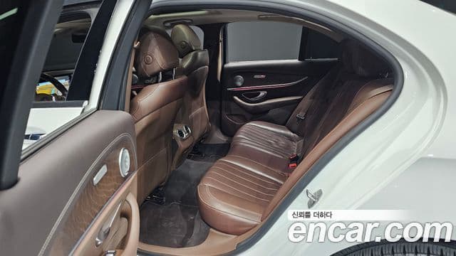 Mercedes-Benz E-класс W213 Exclusive, 2017 11