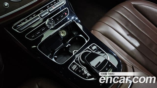 Mercedes-Benz E-класс W213 Exclusive, 2017 17