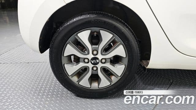 Kia The / новый New Morning Luxury, 2016 все фото