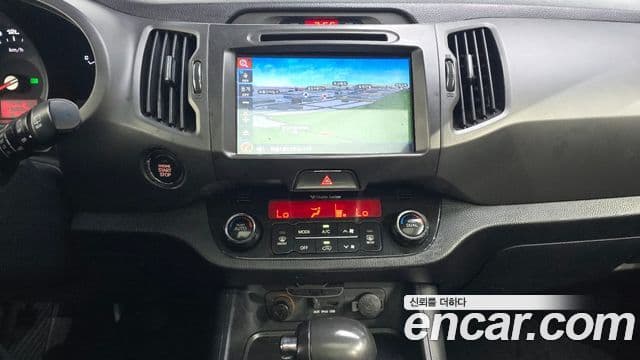 Kia Sportage R топовая версия, 2012 14