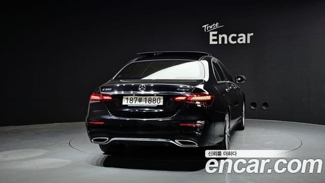 Mercedes-Benz E-класс W213 AMG Line, 2022 4