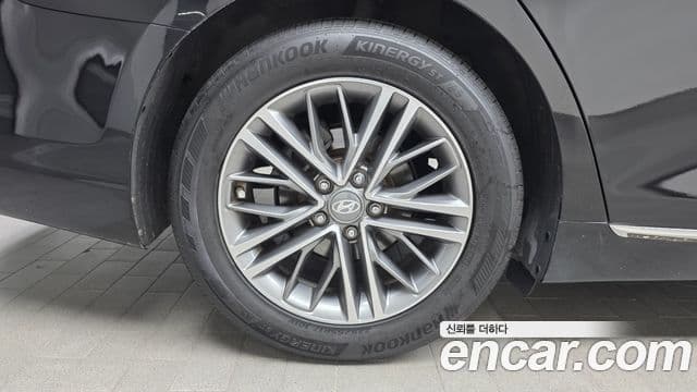 Hyundai Grandeur IG 3.0 LPi Modern Basic (арендный автомобиль), 2018 все фото