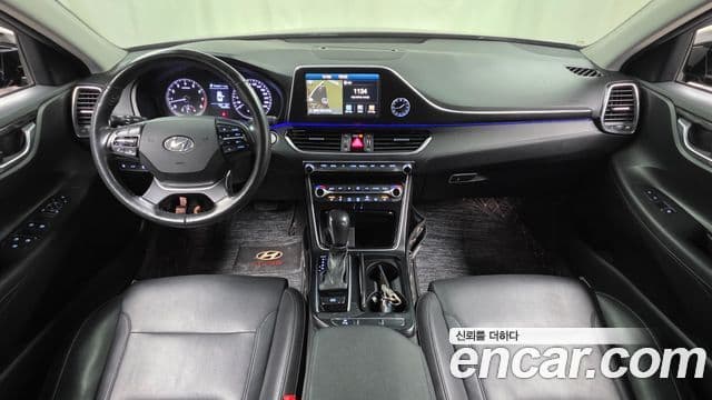 Hyundai Grandeur IG 3.0 LPi Modern Basic (арендный автомобиль), 2018 7