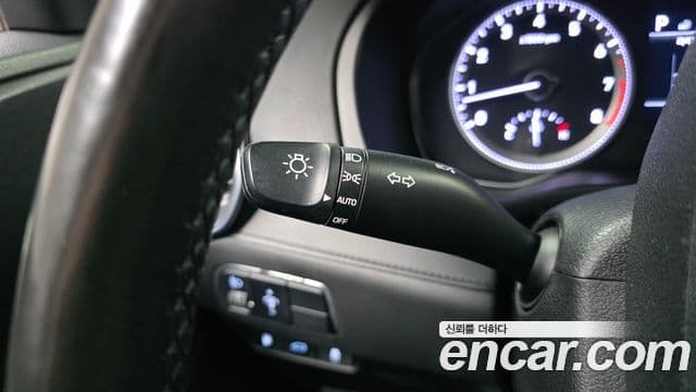 Hyundai Grandeur IG 3.0 LPi Modern Basic (арендный автомобиль), 2018 18