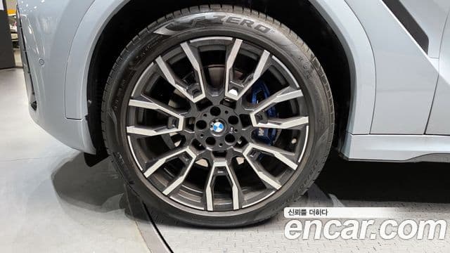 BMW X6 (G06) xDrive40i M Sport, 2025 все фото