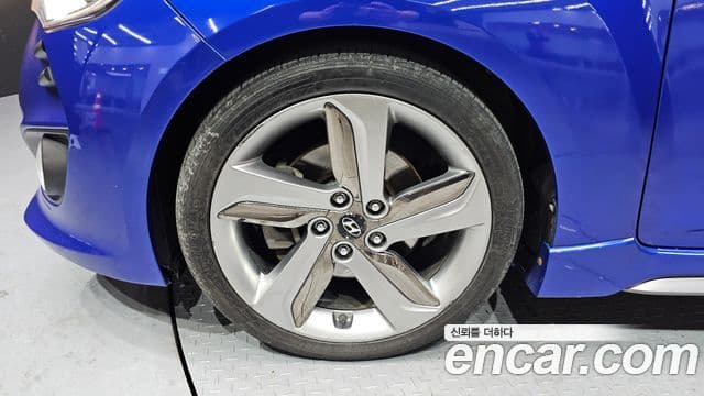 Hyundai Veloster турбо GDi Extreme, 2013 все фото