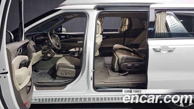 Kia Carnival 4세대 Signature, 2021 11