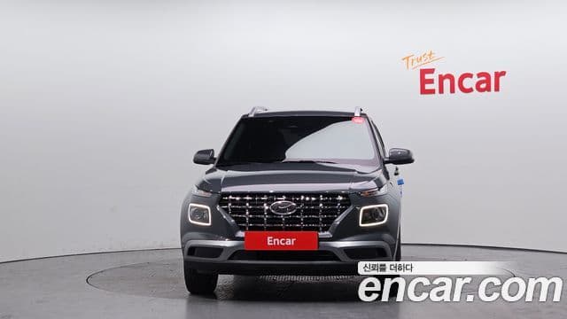 Hyundai Venue Premium, 2024 3