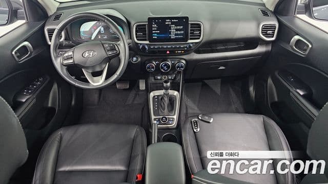 Hyundai Venue Premium, 2024 7