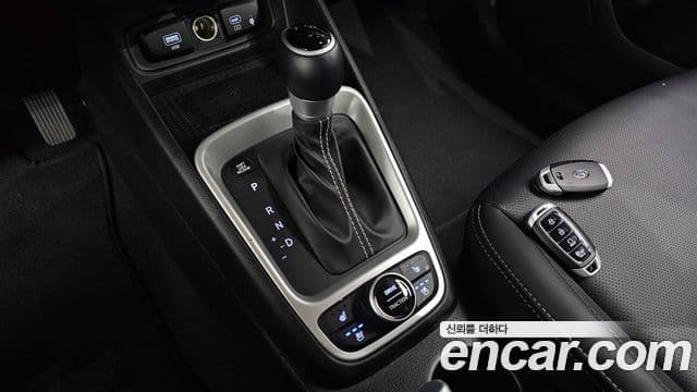 Hyundai Venue Premium, 2024 9