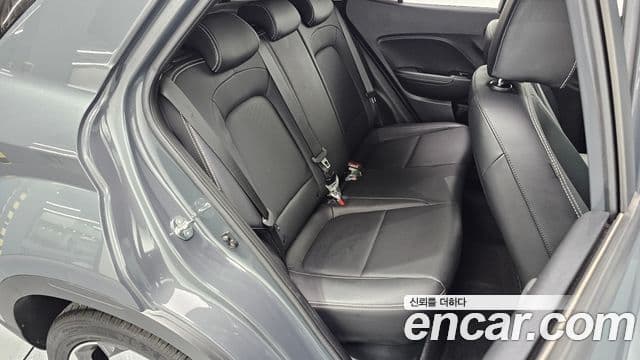 Hyundai Venue Premium, 2024 12