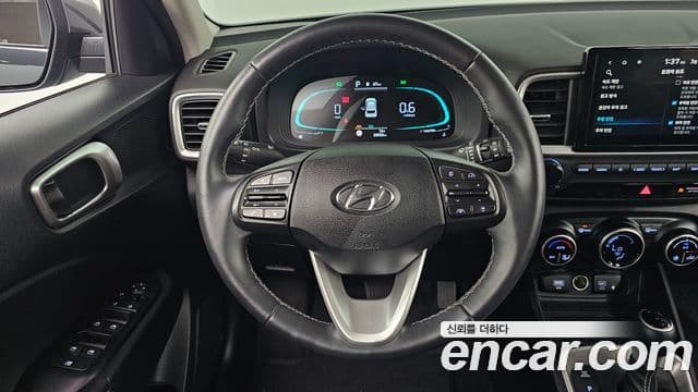 Hyundai Venue Premium, 2024 14