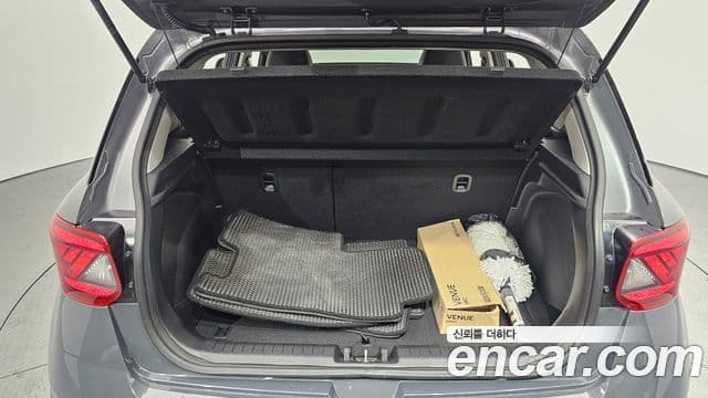 Hyundai Venue Premium, 2024 20