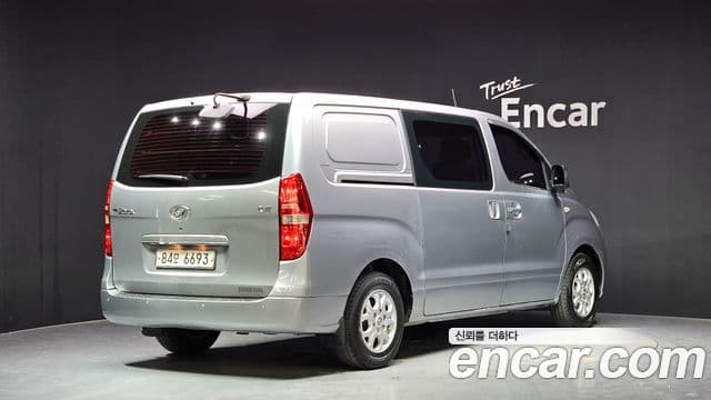 Hyundai Grand Starex CVX Deluxe, 2013 2