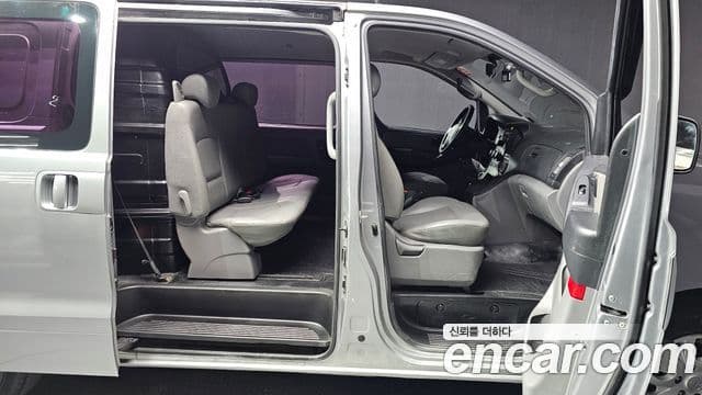 Hyundai Grand Starex CVX Deluxe, 2013 11