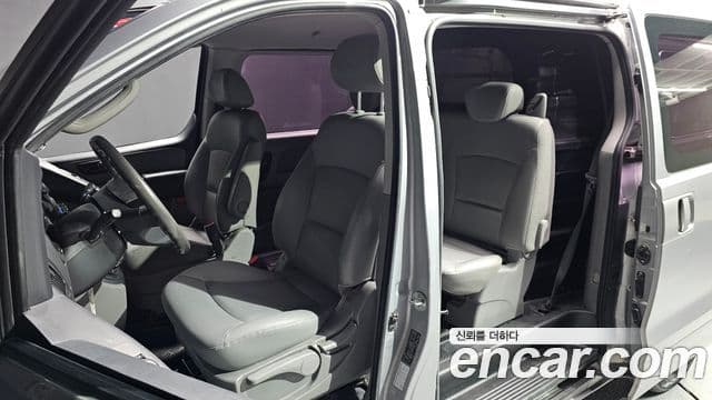 Hyundai Grand Starex CVX Deluxe, 2013 12