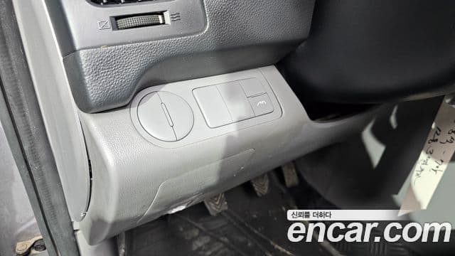 Hyundai Grand Starex CVX Deluxe, 2013 13